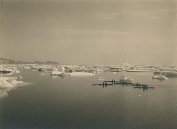Суровая жизнь в Гренландии: подборка архивных кадров от доктора Томаса Неергорда Краббе