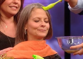 Самый быстрый и бесплатный способ избавиться от седых волос! (Видео)