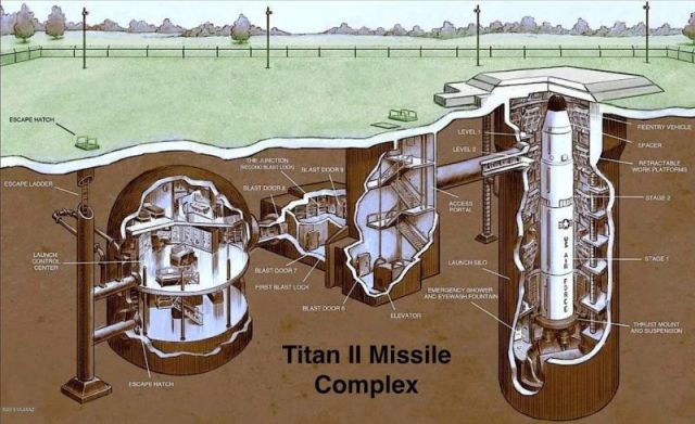 В США выставили на продажу подземный бункер со старой шахтой для запуска ядерных ракет